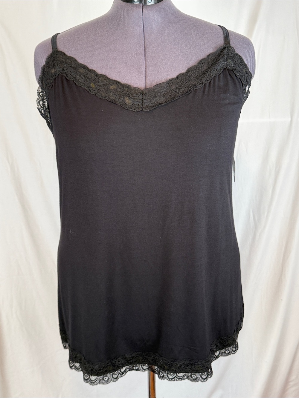 Women's Lane Bryant The Tee Shop Black Lace Lined Cami Tank Top Size 26/28 NWT